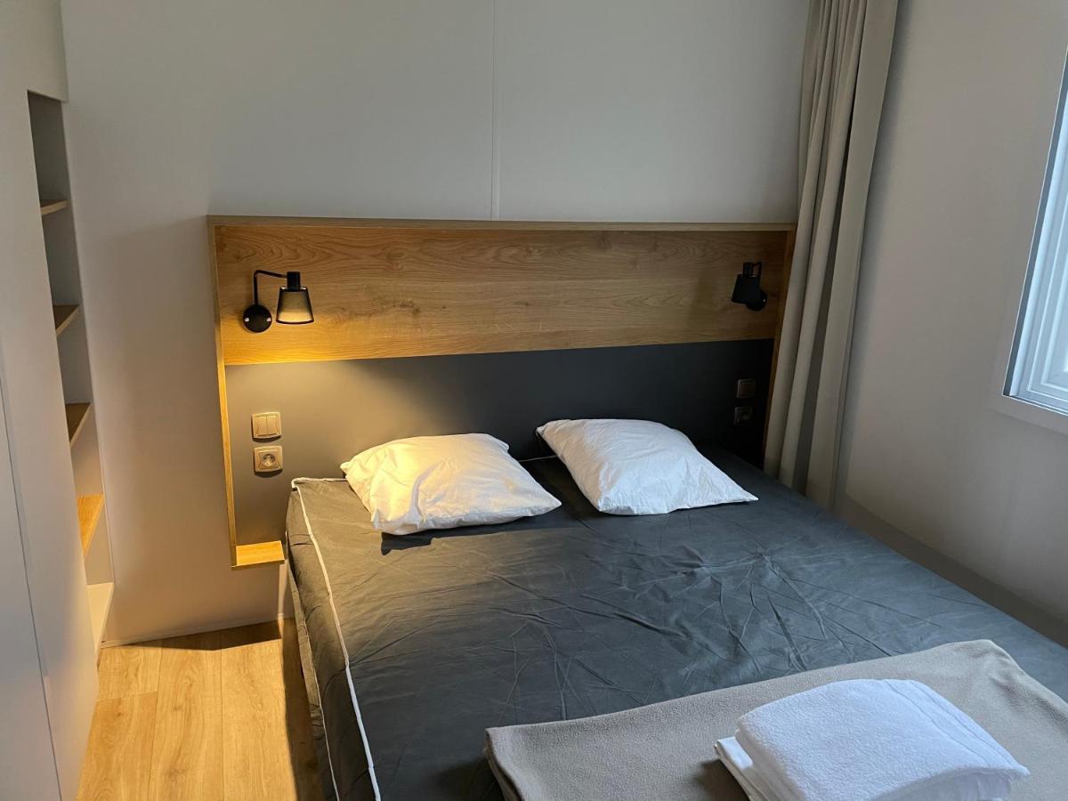 Mobilhome Confort R10 Domaine De Lanniron Campsite